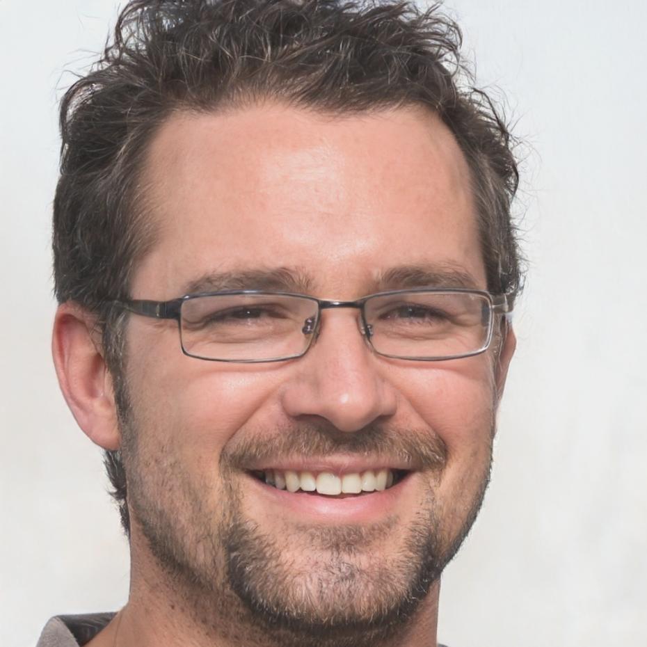 Thanakit Roongroj - Lead Financial AI Researcher